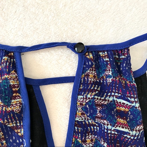 Lush Abstract Print Blouson Skater Dress 🖤 - Picture 7 of 7